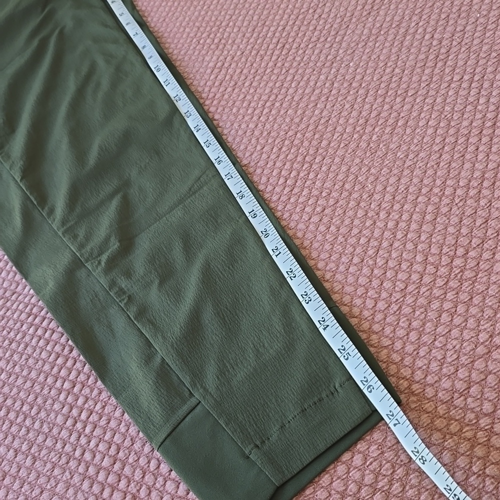 Athleta Trekkie North Aspen Olive High Rise Joggers - Picture 12 of 16
